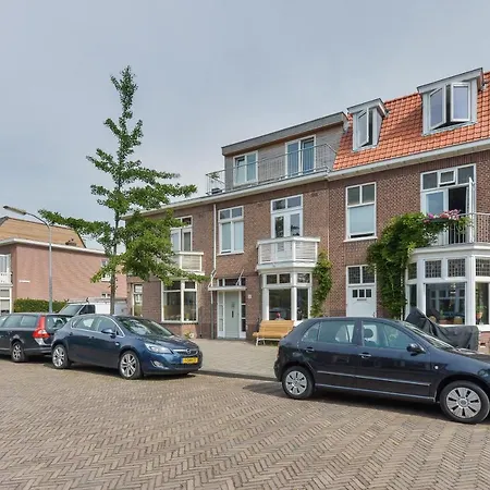 The Heesstraat House Villa *