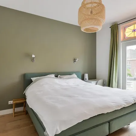 The Heesstraat House *